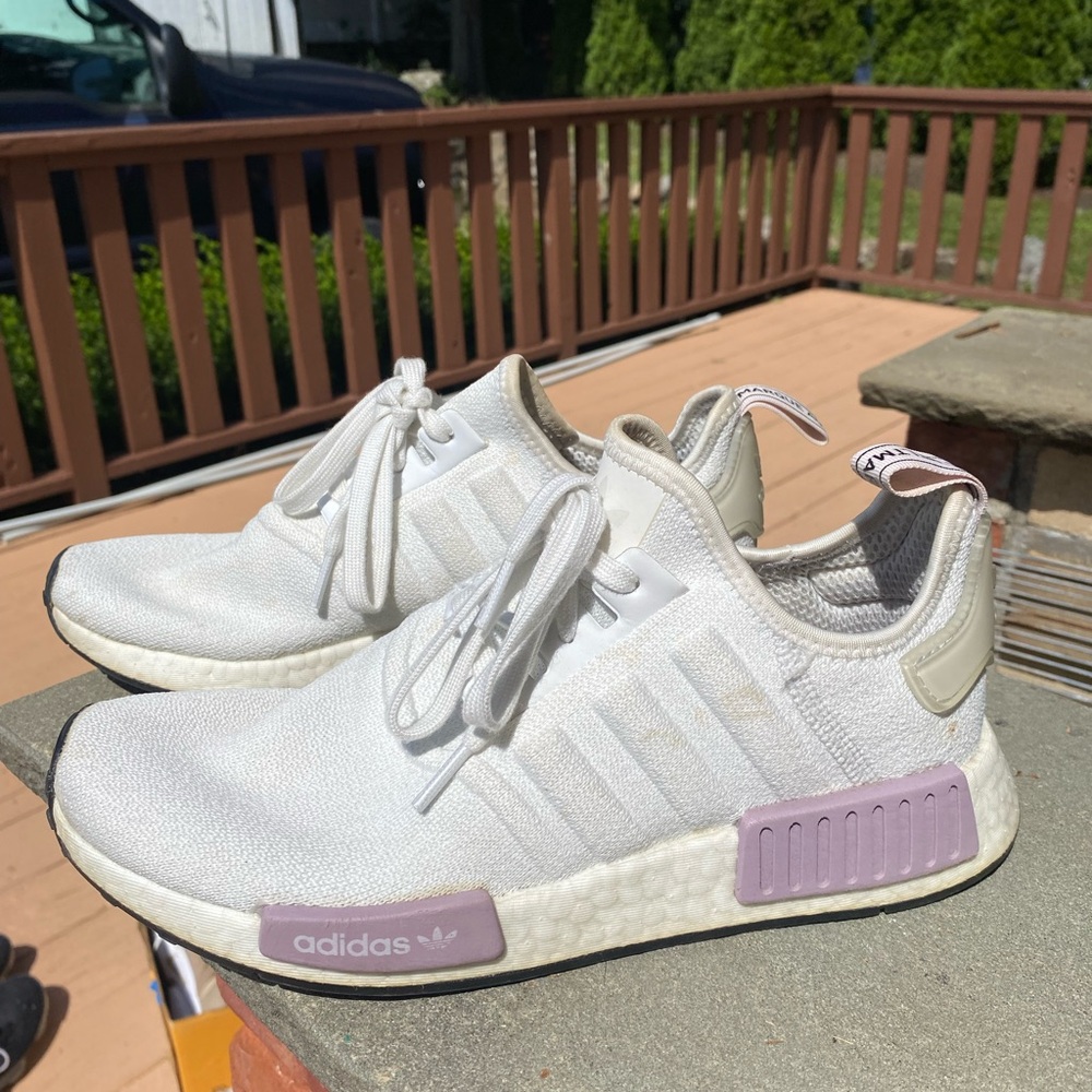 Adidas Women’s NMD R1 White Orchid Sneaker